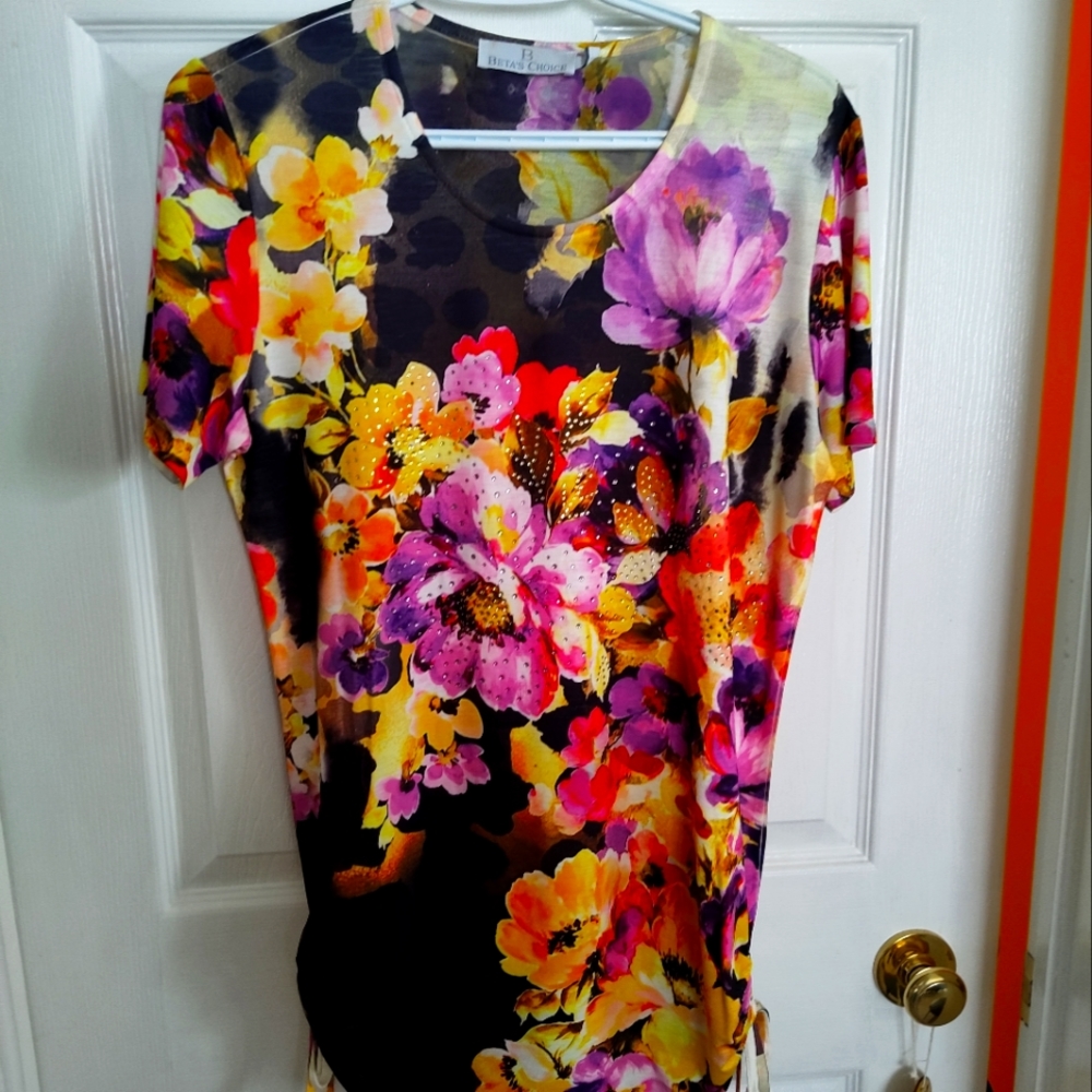 Women's floral top